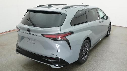 Cement 2026 Toyota Sienna XSE 7 Passenger