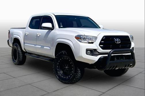 Super White 2017 Toyota Tacoma SR