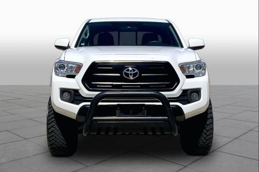Super White 2017 Toyota Tacoma SR