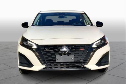 2023 Nissan Altima SR Intelligent AWD