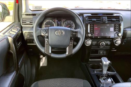 2024 Toyota 4Runner TRD Off Road