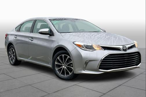 2017 Toyota Avalon XLE