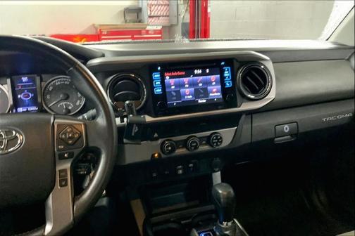 2018 Toyota Tacoma SR5