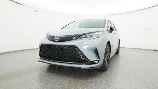 2025 Toyota Sienna XSE 7 Passenger