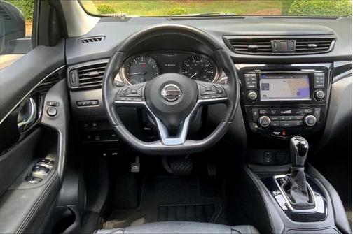 2017 Nissan Rogue Sport SL