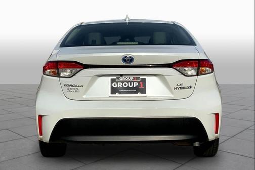 Wind Chill Pearl 2024 Toyota Corolla Hybrid SE