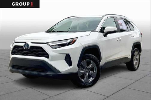 2024 Toyota RAV4 Hybrid XLE
