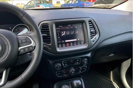 2021 Jeep Compass Trailhawk