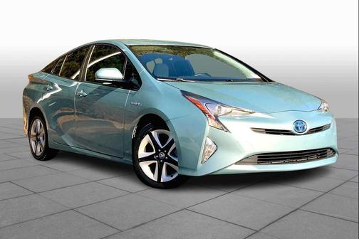 2016 Toyota Prius Three Touring