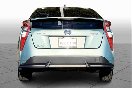 2016 Toyota Prius Three Touring