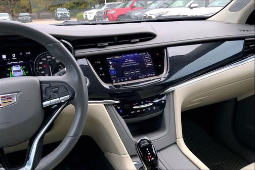 2023 Cadillac XT6 Premium Luxury FWD