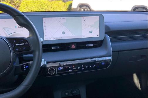 2023 Hyundai IONIQ 5 SE Standard Range