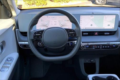 2023 Hyundai IONIQ 5 SE Standard Range