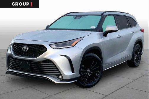 Celestial Silver Metallic 2024 Toyota Highlander XSE