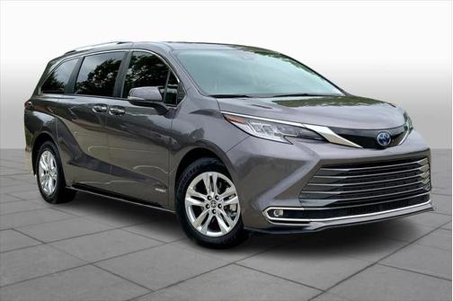 2021 Toyota Sienna Limited 7-Passenger