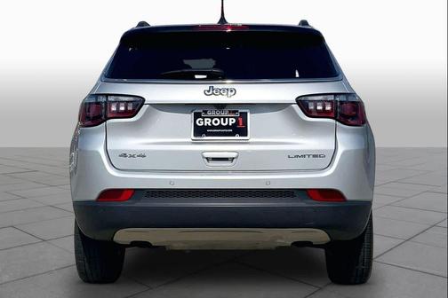 Silver Zynith Metallic Clearcoat 2024 Jeep Compass Limited