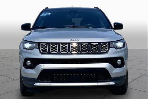 Silver Zynith Metallic Clearcoat 2024 Jeep Compass Limited