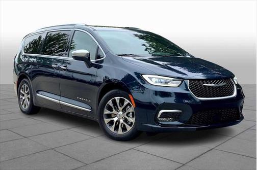 2022 Chrysler Pacifica L