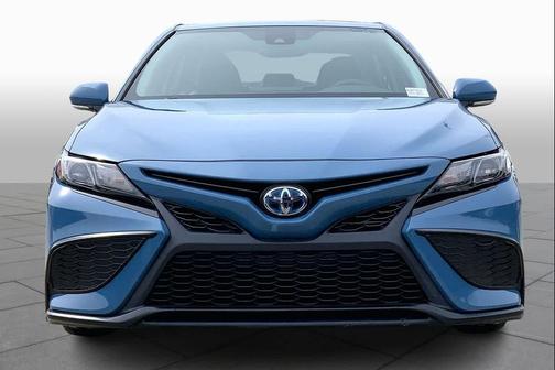 2024 Toyota Camry Hybrid SE
