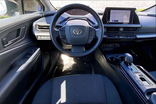 2023 Toyota Prius LE