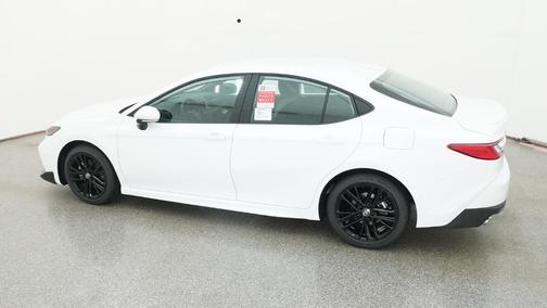 Ice Cap 2026 Toyota Camry SE