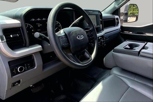 Oxford White 2026 Ford F-250 XL