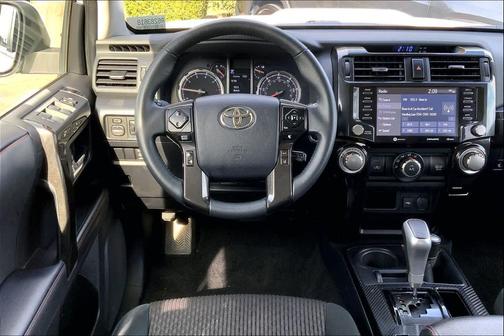 2024 Toyota 4Runner TRD Off Road