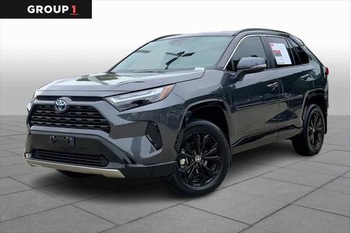 2024 Toyota RAV4 Hybrid SE