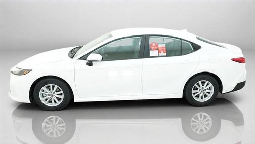 Ice Cap 2027 Toyota Camry LE