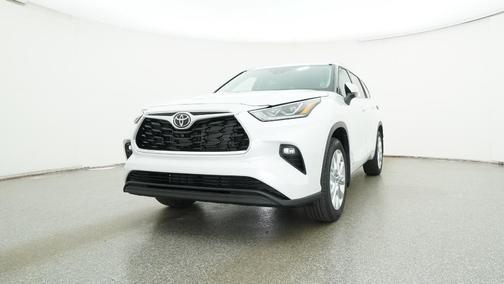 2026 Toyota Highlander Hybrid Limited