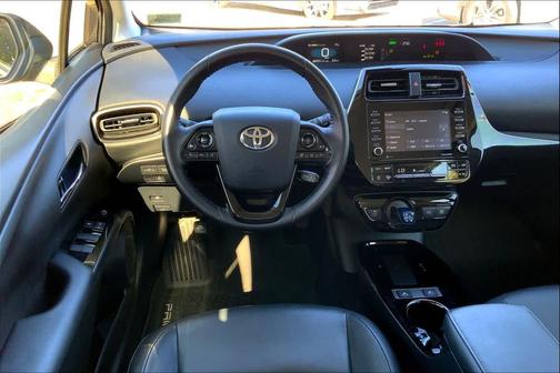 2022 Toyota Prius XLE