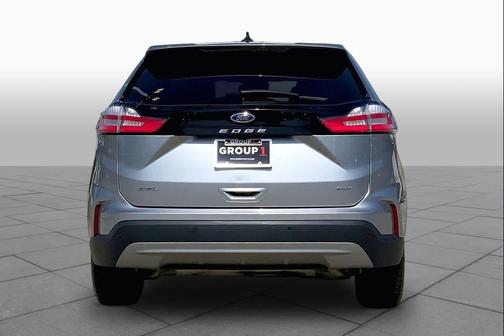 ICONIC SILVER 2024 Ford Edge SEL