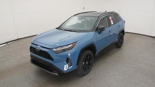 2025 Toyota RAV4 Hybrid SE