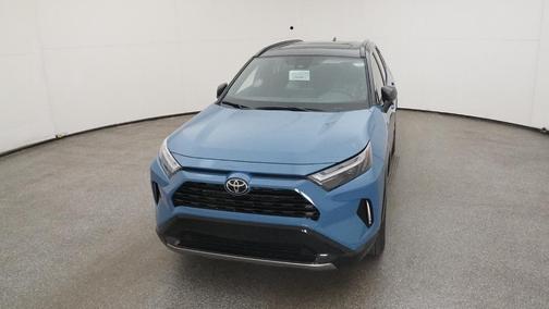 2025 Toyota RAV4 Hybrid SE