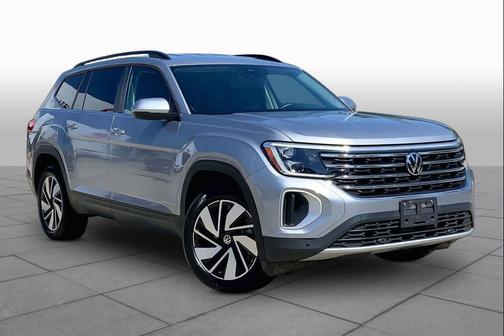 Silver Mist Metallic 2024 Volkswagen Atlas 2.0T SE w/Technology 4MOTION