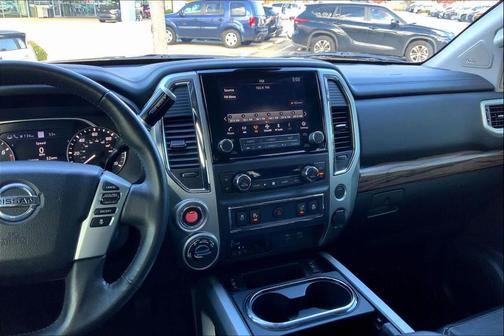 2020 Nissan Titan SL