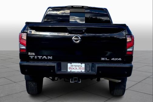 2020 Nissan Titan SL