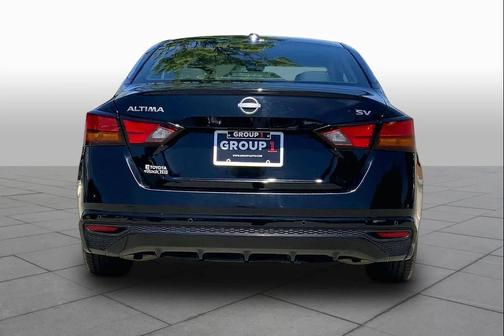 Super Black 2024 Nissan Altima 2.5 SV