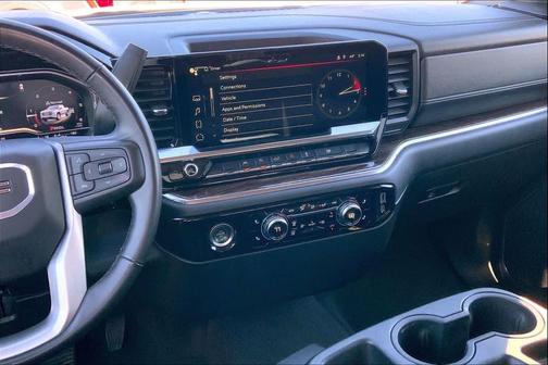 2024 GMC Sierra 1500 SLE