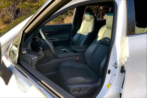 2024 Toyota Venza XLE