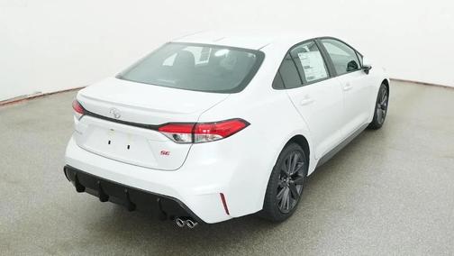 Wind Chill Pearl 2026 Toyota Corolla SE