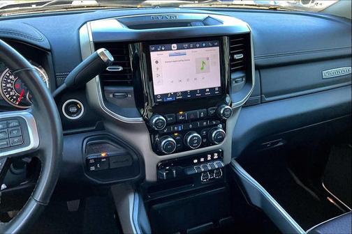 2022 RAM 3500 Laramie Crew Cab 4x4 8' Box