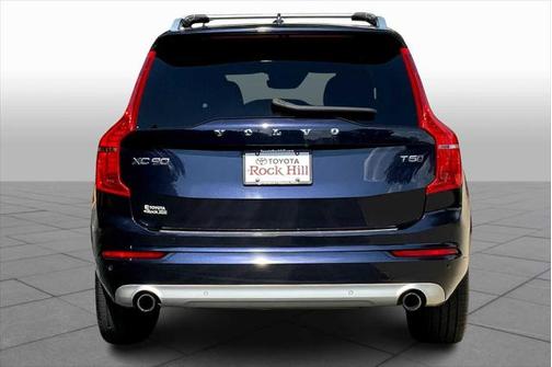 2019 Volvo XC90 T5 Momentum