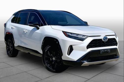 Wind Chill Pearl/Midnight Black Metallic 2023 Toyota RAV4 Hybrid SE