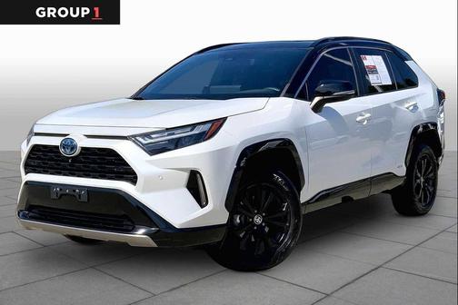 Wind Chill Pearl/Midnight Black Metallic 2023 Toyota RAV4 Hybrid SE