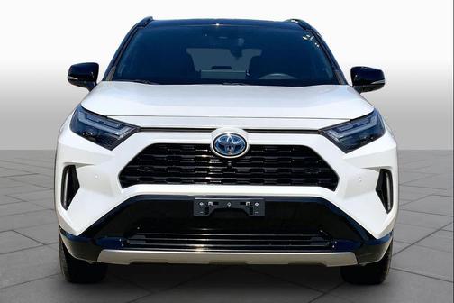 Wind Chill Pearl/Midnight Black Metallic 2023 Toyota RAV4 Hybrid SE