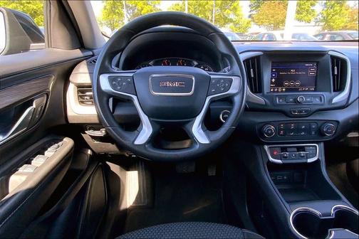 Ebony Twilight Metallic 2024 GMC Terrain SLE