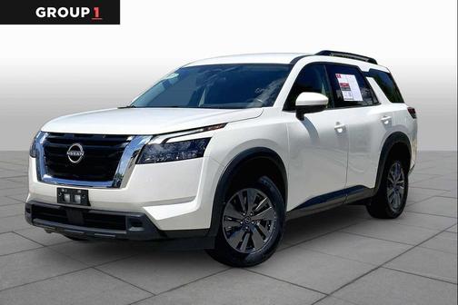 Pearl White Tricoat 2024 Nissan Pathfinder SV FWD