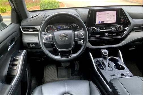 2024 Toyota Highlander XSE
