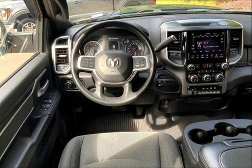 2021 RAM 2500 Big Horn Crew Cab 4x4 6'4' Box
